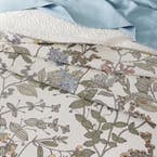 https://s3-ap-southeast-2.amazonaws.com/fusionfactory.commerceconnect.bbnt.production/pim_media/000/155/528/M_F_W24_Bedspread_BOP_Swinden_BS-Detail-1_SI.jpg?1698886728