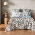 https://s3-ap-southeast-2.amazonaws.com/fusionfactory.commerceconnect.bbnt.production/pim_media/000/155/531/M_F_W24_Bedspread_BOP_Swinden_BS_ALT_SI.jpg?1698886789