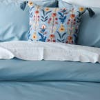 https://s3-ap-southeast-2.amazonaws.com/fusionfactory.commerceconnect.bbnt.production/pim_media/000/195/946/M_F_W25_BOP_Peyton-Denim_QQC_Detail_1_SI.jpg?1749620248