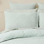 https://s3-ap-southeast-2.amazonaws.com/fusionfactory.commerceconnect.bbnt.production/pim_media/000/185/699/M_F_W25_Bedlinen_BOP_Alba_Green_Pillow_SI.jpg?1735534615