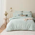 https://s3-ap-southeast-2.amazonaws.com/fusionfactory.commerceconnect.bbnt.production/pim_media/000/185/704/M_F_W25_Bedlinen_BOP_Alba_Green_QQC_SI.jpg?1735534636