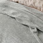 https://s3-ap-southeast-2.amazonaws.com/fusionfactory.commerceconnect.bbnt.production/pim_media/000/179/683/M_F_W25_Bedlinen_BOP_Blake_Coverlet_Sage_Detail-1_SI.jpg?1733457624