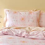 https://s3-ap-southeast-2.amazonaws.com/fusionfactory.commerceconnect.bbnt.production/pim_media/000/175/963/M_F_W25_Bedlinen_BOP_Cottontail_Pillow_SI.jpg?1731640771