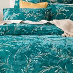 https://s3-ap-southeast-2.amazonaws.com/fusionfactory.commerceconnect.bbnt.production/pim_media/000/178/035/M_F_W25_Bedlinen_BOP_Daylesford_QQC_Markketing_1_SI.jpg?1732253152