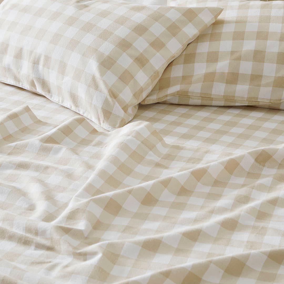 https://s3-ap-southeast-2.amazonaws.com/fusionfactory.commerceconnect.bbnt.production/pim_media/000/175/490/M_F_W25_Flannelette_Josef_Oatmeal_Detail-03_SI.jpg?1730940725