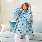 https://s3-ap-southeast-2.amazonaws.com/fusionfactory.commerceconnect.bbnt.production/pim_media/000/192/408/M_F_W25_LS_Studio_Winter_Essentials_Novelty-SHOT-10_Hooded_Buddy_Sherpa_4340_SI.jpg?1743483346