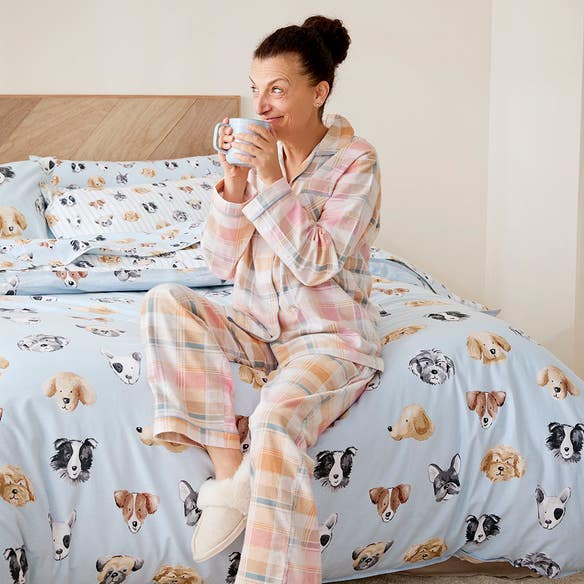 https://s3-ap-southeast-2.amazonaws.com/fusionfactory.commerceconnect.bbnt.production/pim_media/000/190/320/M_F_W25_Studio_LS_Flannelette_Shot_45_Mara_PJs_073_SI.jpg?1740965065
