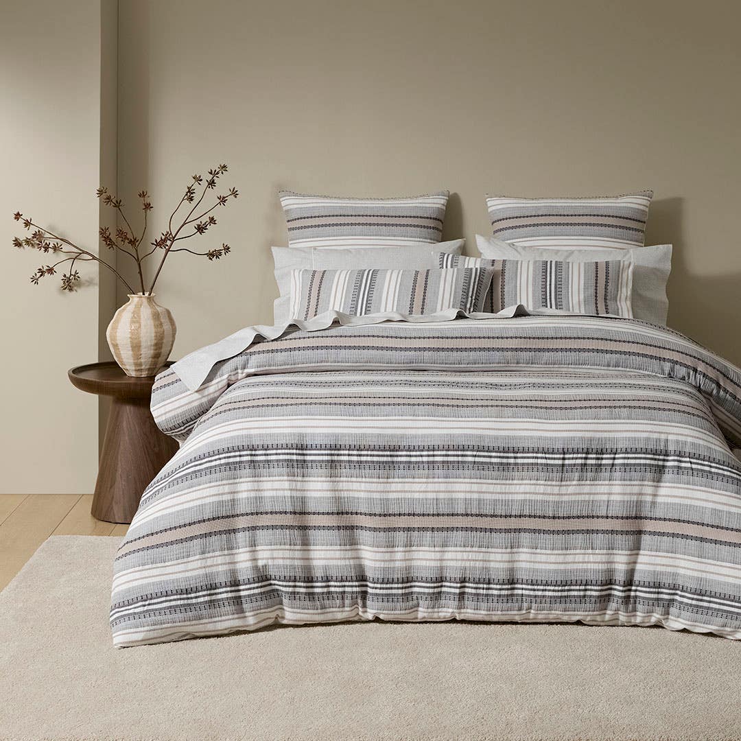 https://s3-ap-southeast-2.amazonaws.com/fusionfactory.commerceconnect.bbnt.production/pim_media/000/206/561/M_F_W26_Bedlinen_BOP_Bartel_QQC_V2_SI.jpg?1767325666