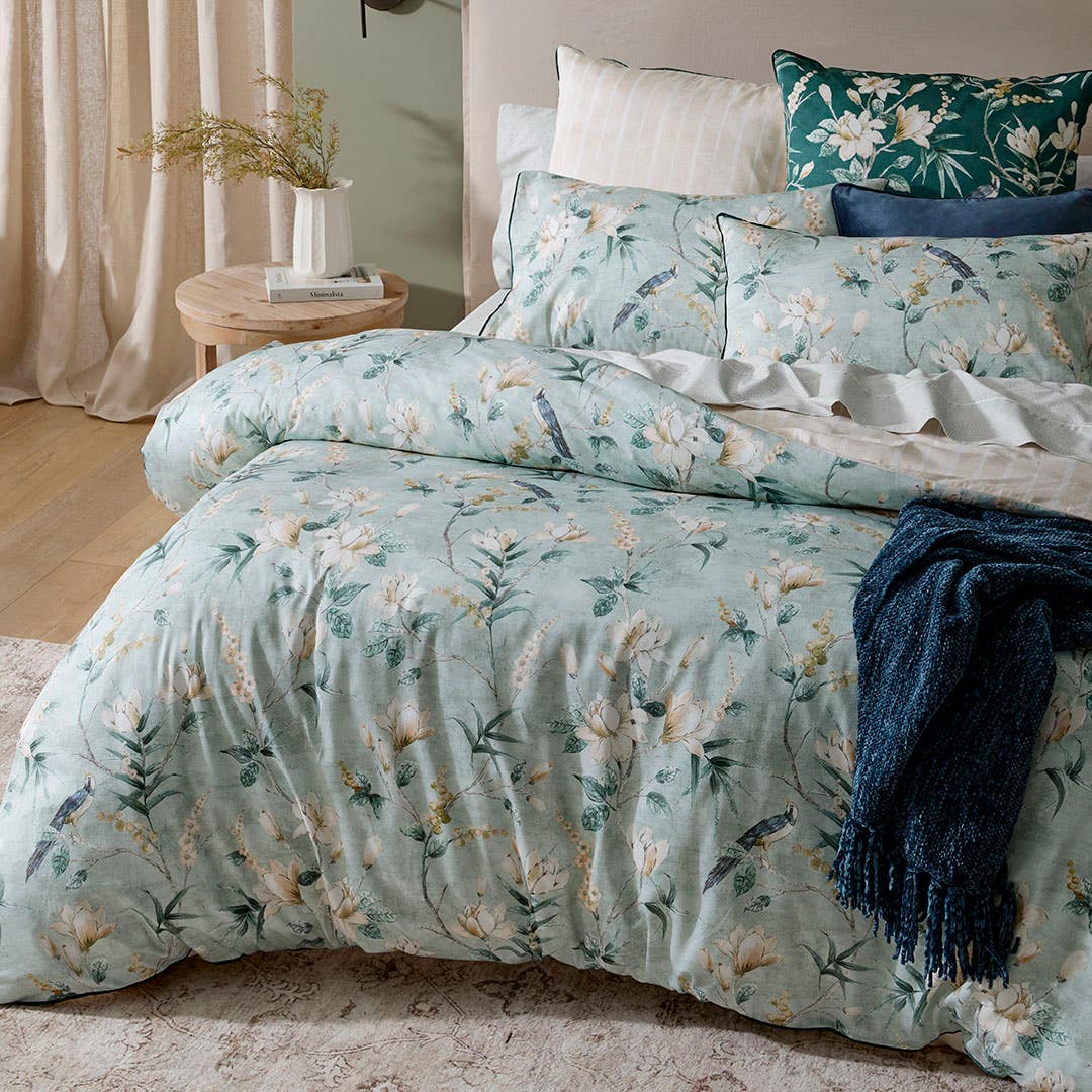 https://s3-ap-southeast-2.amazonaws.com/fusionfactory.commerceconnect.bbnt.production/pim_media/000/206/046/M_F_W26_Bedlinen_BOP_Fabriano_QQC_Marketing_SI.jpg?1767073055