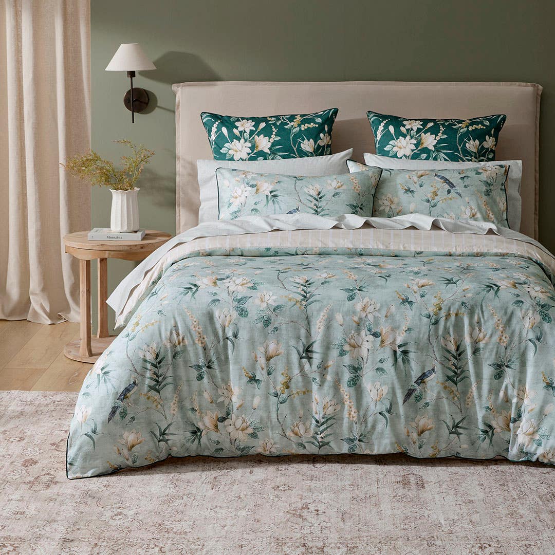 https://s3-ap-southeast-2.amazonaws.com/fusionfactory.commerceconnect.bbnt.production/pim_media/000/206/042/M_F_W26_Bedlinen_BOP_Fabriano_QQC_V2_SI.jpg?1767073054