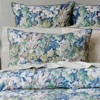 https://s3-ap-southeast-2.amazonaws.com/fusionfactory.commerceconnect.bbnt.production/pim_media/000/206/177/M_F_W26_Bedlinen_BOP_Hampshire_QQC_Pillow_SI.jpg?1767141009