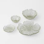 https://s3-ap-southeast-2.amazonaws.com/fusionfactory.commerceconnect.bbnt.production/pim_media/000/209/434/M_F_W26_Bloom-Flower-Dining_Range_Green_26890_R_SI.jpg?1770787375