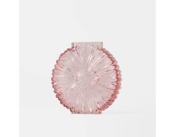 https://s3-ap-southeast-2.amazonaws.com/fusionfactory.commerceconnect.bbnt.production/pim_media/000/205/727/M_F_W26_Daisy-Glass-Vase-Lrg_Pink_26922901_SI.jpg?1765343510