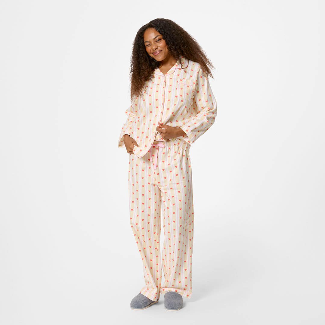 https://s3-ap-southeast-2.amazonaws.com/fusionfactory.commerceconnect.bbnt.production/pim_media/000/208/147/M_F_W26_Hearts-Flannel-PJs_LRG_Yellow-Pink_26835001_SI.jpg?1770248689