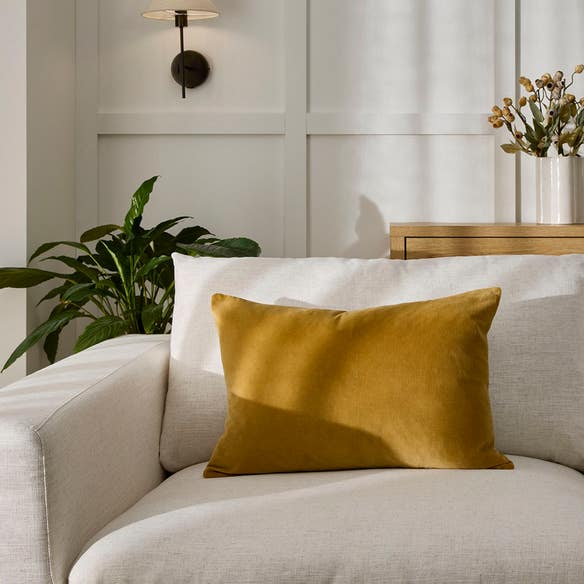 https://s3-ap-southeast-2.amazonaws.com/fusionfactory.commerceconnect.bbnt.production/pim_media/000/211/656/M_F_W26_LS_Cushions_Meera_Velvet_Mustard_SI.jpg?1774307400