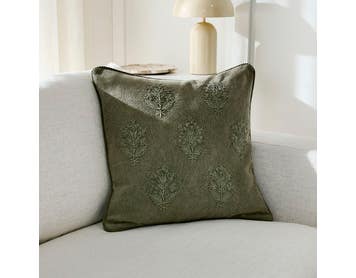 https://s3-ap-southeast-2.amazonaws.com/fusionfactory.commerceconnect.bbnt.production/pim_media/000/212/279/M_F_W26_LS_Cushions_Reeva_Olive_Green_SI.jpg?1775007420