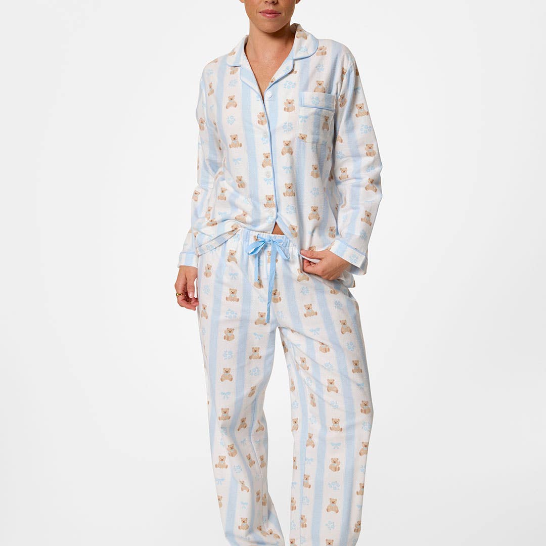 https://s3-ap-southeast-2.amazonaws.com/fusionfactory.commerceconnect.bbnt.production/pim_media/000/208/264/M_F_W26_Little-Bear-Flannel-PJs_SML_Light-Blue_26834001_Detail_SI.jpg?1770254466