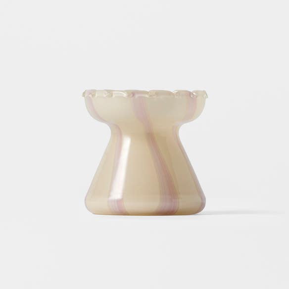 https://s3-ap-southeast-2.amazonaws.com/fusionfactory.commerceconnect.bbnt.production/pim_media/000/205/909/M_F_W26_Miramar-Glass-Vase-Lrg_Cream-Lilac_26922601_SI.jpg?1767065795