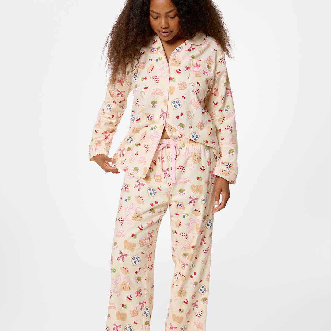 https://s3-ap-southeast-2.amazonaws.com/fusionfactory.commerceconnect.bbnt.production/pim_media/000/208/371/M_F_W26_Pastry-Club-Flannel-PJs_LRG_Yellow-Multi_26840901_Detail_SI.jpg?1770608759