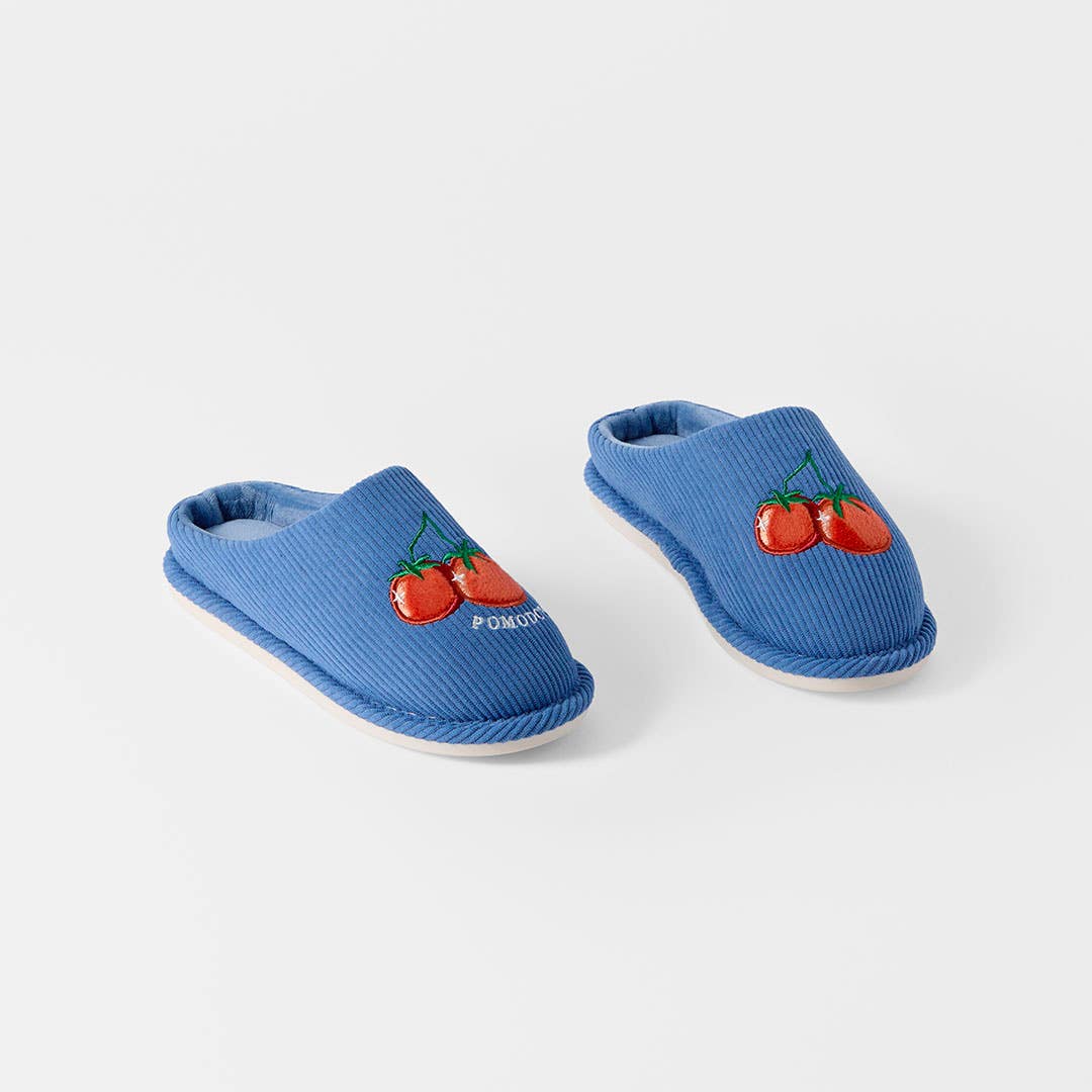 https://s3-ap-southeast-2.amazonaws.com/fusionfactory.commerceconnect.bbnt.production/pim_media/000/205/935/M_F_W26_Pomodoro-Slippers-S-M_Blue_26850701_V2_SI.jpg?1767066865