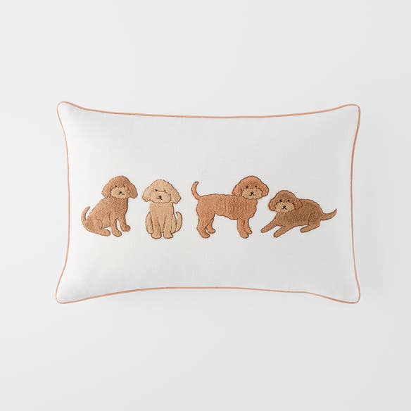 https://s3-ap-southeast-2.amazonaws.com/fusionfactory.commerceconnect.bbnt.production/pim_media/000/206/283/M_F_W26_Ruby-Rectangle-Cushion_Ivory-Natural_26895901_SI.jpg?1767149786