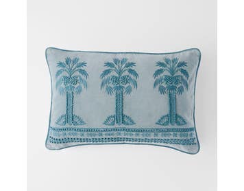 https://s3-ap-southeast-2.amazonaws.com/fusionfactory.commerceconnect.bbnt.production/pim_media/000/210/813/M_F_W26_Shae-Palm-Cushion_Washed-Blue_26926001_SI.jpg?1772688319