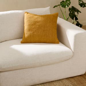 https://s3-ap-southeast-2.amazonaws.com/fusionfactory.commerceconnect.bbnt.production/pim_media/000/055/888/M_F-Flinders-Cushion-Saffron-50x50cm-20941202.jpg?1586395796