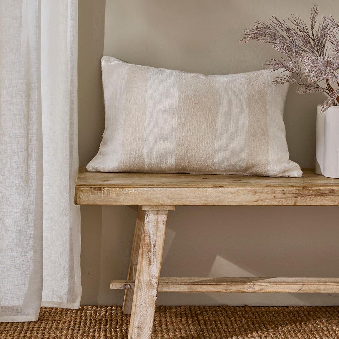 https://s3-ap-southeast-2.amazonaws.com/fusionfactory.commerceconnect.bbnt.production/pim_media/000/211/729/M_F_W26_Studio_LS_Cushion-Vinni_Ivory_SI.jpg?1774323708