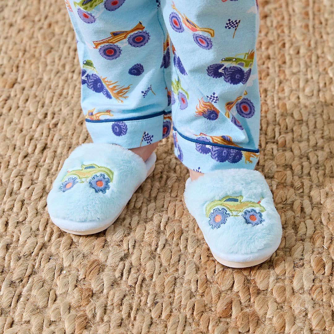 https://s3-ap-southeast-2.amazonaws.com/fusionfactory.commerceconnect.bbnt.production/pim_media/000/207/566/M_F_Winter_26_Studio_Kids_PJs-Flannel_Derby-Time-Plush_Slippers_SI.jpg?1769489889