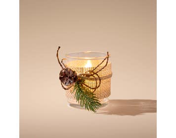 https://s3-ap-southeast-2.amazonaws.com/fusionfactory.commerceconnect.bbnt.production/pim_media/000/222/360/M_F_Xmas-26-27_HT_CANDLEHOL_Tlite-Holder-w-Pine-_-Jute-Natural-Green_17909501_V2_SI.jpg?1789599798