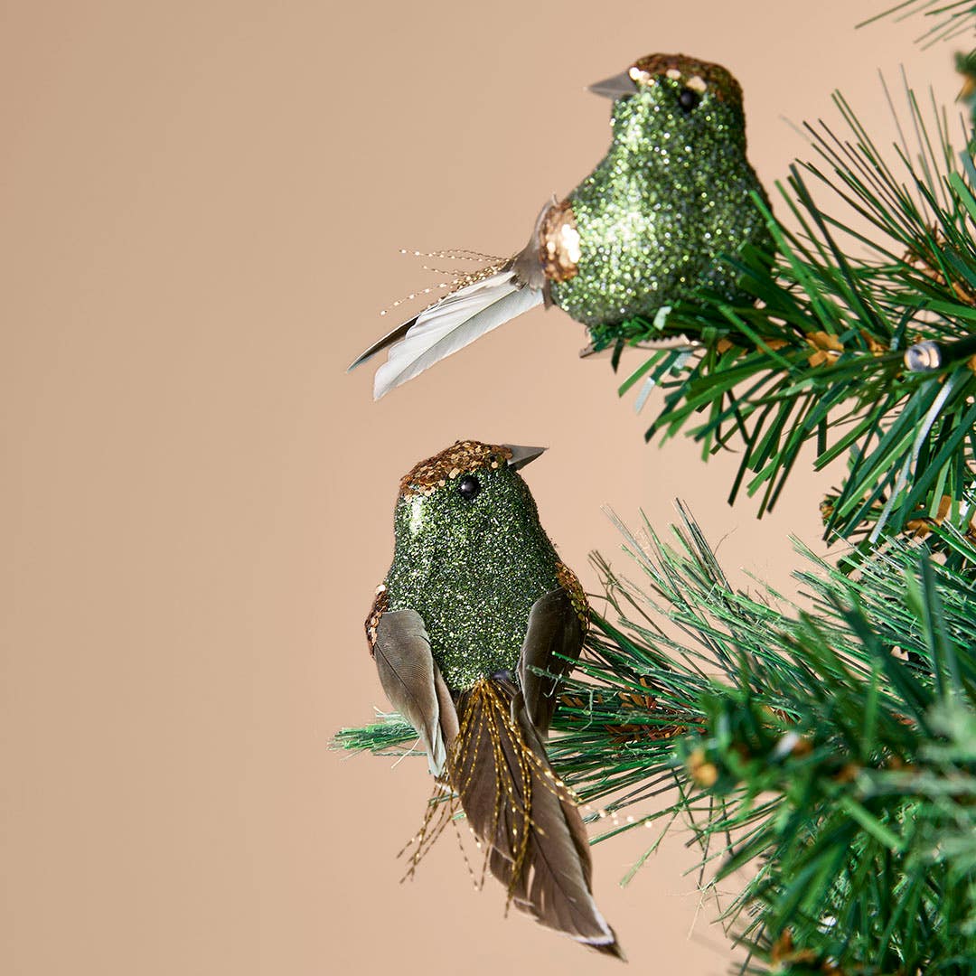https://s3-ap-southeast-2.amazonaws.com/fusionfactory.commerceconnect.bbnt.production/pim_media/000/213/414/M_F_Xmas-26-27_HT_Decs_Set_S3-Mini-Bird-Clip-Olive-Green-Gold_23238401_Detail_SI.jpg?1778818914