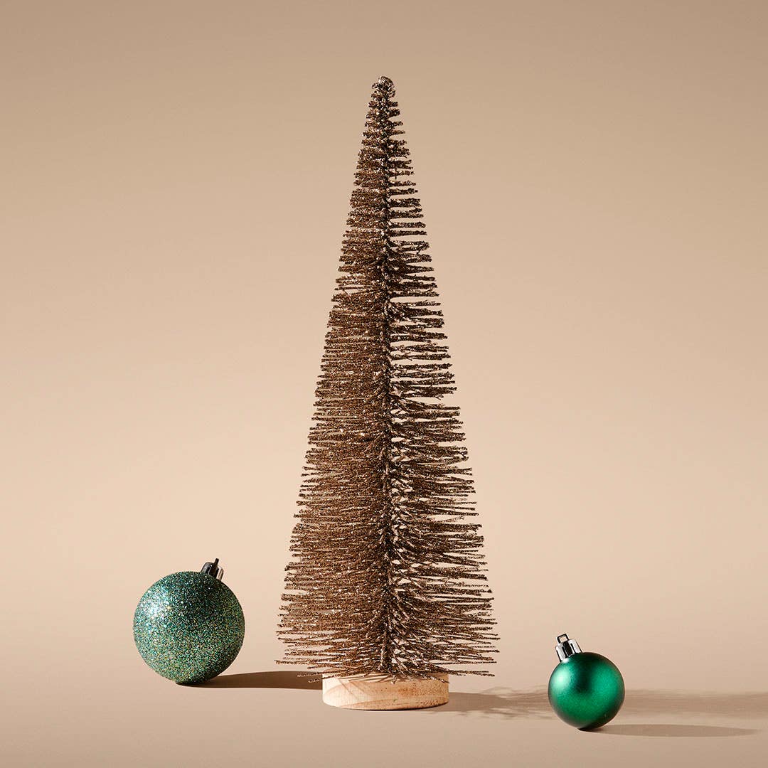 https://s3-ap-southeast-2.amazonaws.com/fusionfactory.commerceconnect.bbnt.production/pim_media/000/215/006/M_F_Xmas-26-27_HT_TREE_Glittery-Bristle-Tree-Copper_26283001_SCALE_SI.jpg?1781677048
