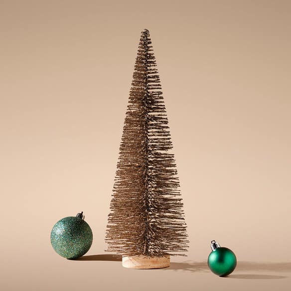 https://s3-ap-southeast-2.amazonaws.com/fusionfactory.commerceconnect.bbnt.production/pim_media/000/215/006/M_F_Xmas-26-27_HT_TREE_Glittery-Bristle-Tree-Copper_26283001_SCALE_SI.jpg?1781677048