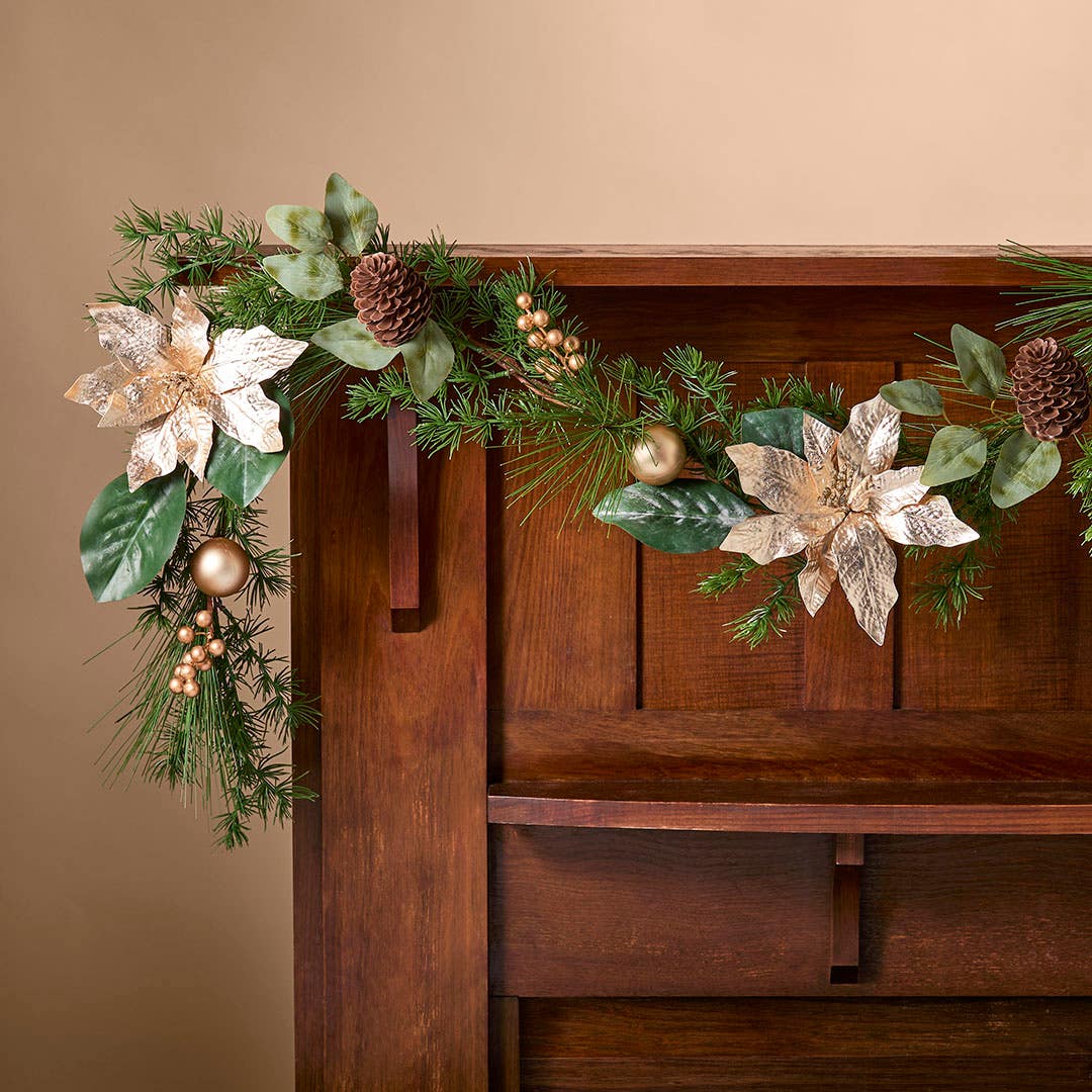 https://s3-ap-southeast-2.amazonaws.com/fusionfactory.commerceconnect.bbnt.production/pim_media/000/213/499/M_F_Xmas-26-27_LM_GARLAND_1.8m-Gold-Poinsettia-Pine-Garland_26281201_SI.jpg?1779078494