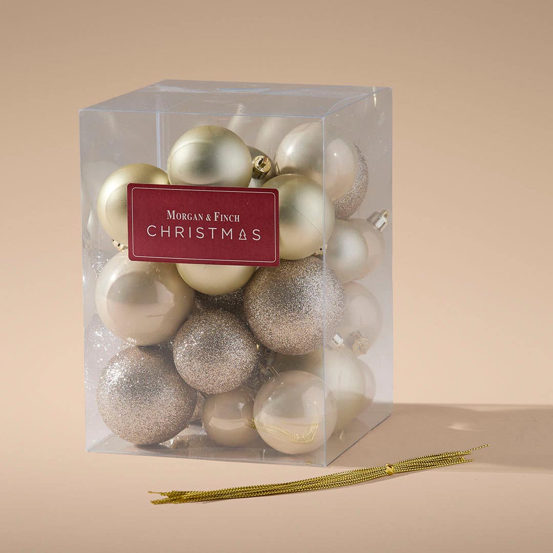 https://s3-ap-southeast-2.amazonaws.com/fusionfactory.commerceconnect.bbnt.production/pim_media/000/218/292/M_F_Xmas-26-27_MR_BOXEDBALLS_Boxed-Baubles-S30-asst_22116202_PKG_SI.jpg?1785219848