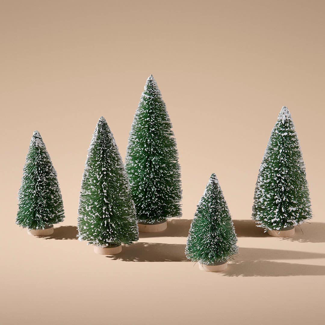 https://s3-ap-southeast-2.amazonaws.com/fusionfactory.commerceconnect.bbnt.production/pim_media/000/218/301/M_F_Xmas-26-27_MR_Decs_Set_Bristle-Tree-S5-Forest-Green_22193501_SI.jpg?1785221024