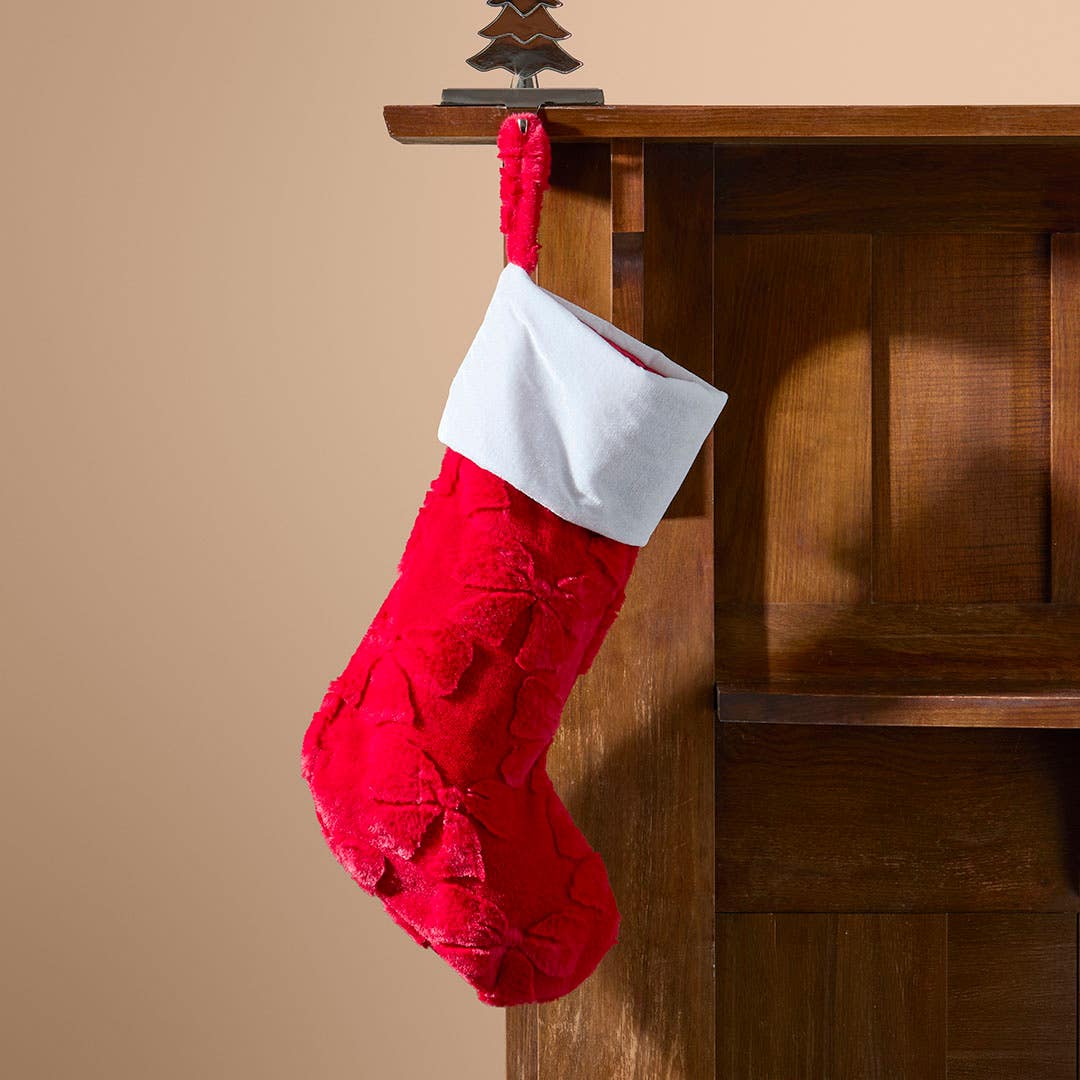 https://s3-ap-southeast-2.amazonaws.com/fusionfactory.commerceconnect.bbnt.production/pim_media/000/217/526/M_F_Xmas-26-27_MR_STOCKING_Embossed-Bow-Faux-Fur-Stocking_27049501_SI.jpg?1784182391