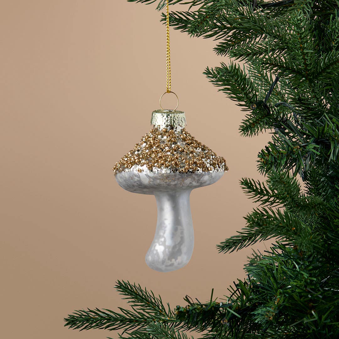 https://s3-ap-southeast-2.amazonaws.com/fusionfactory.commerceconnect.bbnt.production/pim_media/000/216/766/M_F_Xmas-26-27_S4_HT_DECS_Glass-Beaded-Mushroom-Dec_27065601_SI.jpg?1783644697