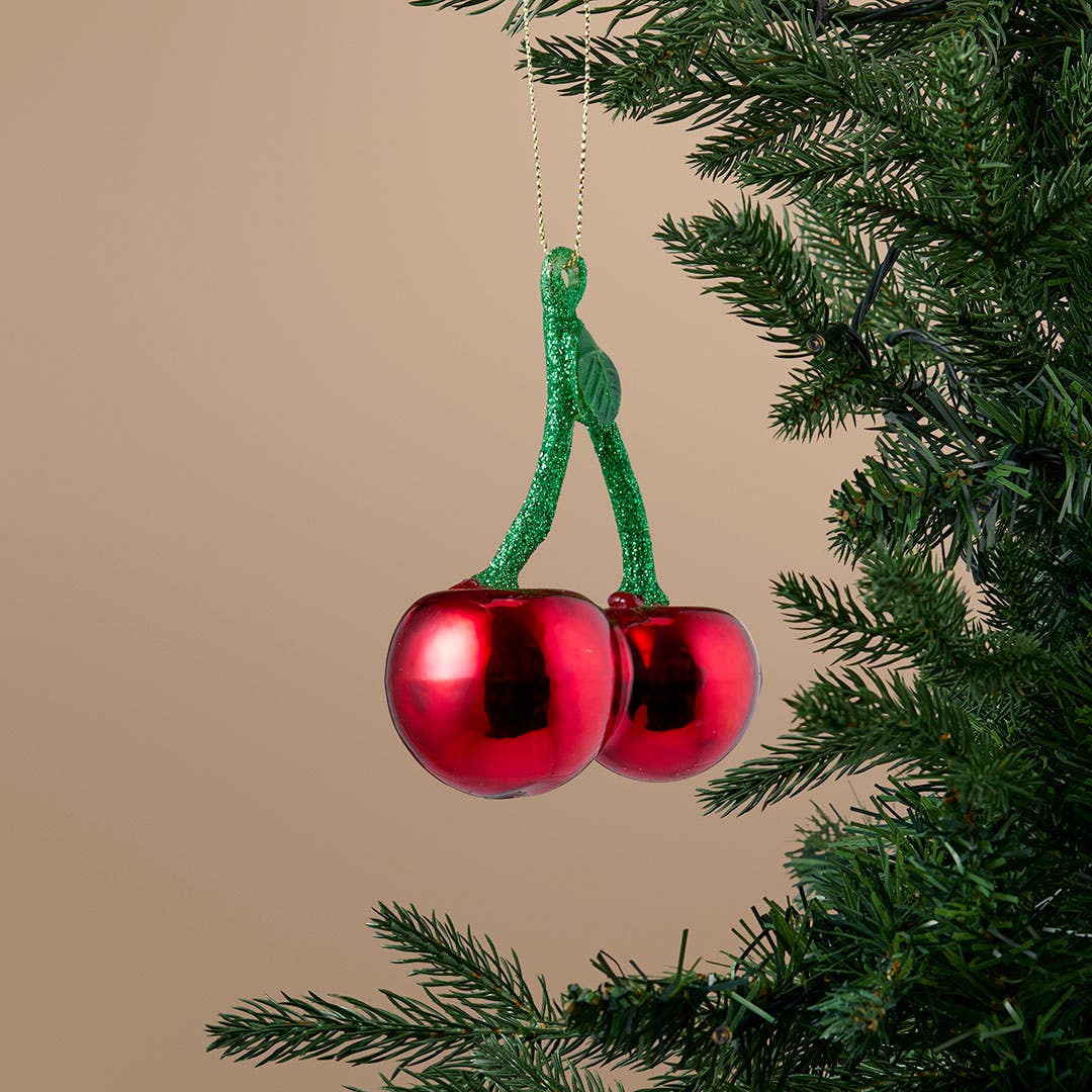 https://s3-ap-southeast-2.amazonaws.com/fusionfactory.commerceconnect.bbnt.production/pim_media/000/217/337/M_F_Xmas-26-27_S4_MR_DECS_Glass-Cherry-Dec_27083301_SI.jpg?1784080353
