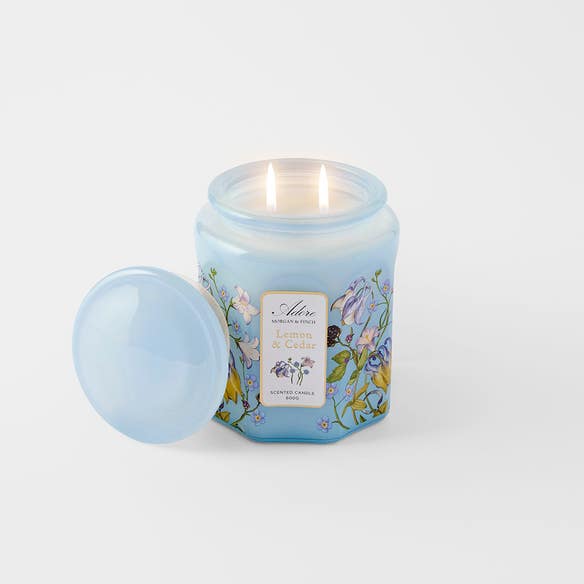 https://s3-ap-southeast-2.amazonaws.com/fusionfactory.commerceconnect.bbnt.production/pim_media/000/201/877/S25-26_Adore-Florette-Scented-Candle-Jar-600g_Lemon-Cedar_Blue_26591201_SI.jpg?1759208099