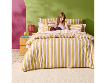 https://s3-ap-southeast-2.amazonaws.com/fusionfactory.commerceconnect.bbnt.production/pim_media/000/212/642/SC_W26_Bedlinen_BOP_Jessa_Stripe_QQC_5_SI.jpg?1776218622