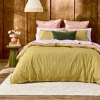 https://s3-ap-southeast-2.amazonaws.com/fusionfactory.commerceconnect.bbnt.production/pim_media/000/212/713/SC_W26_Bedlinen_BOP_Wild_Bloom_QQC_RV_SI.jpg?1776316144