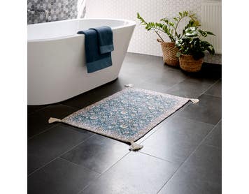 https://s3-ap-southeast-2.amazonaws.com/fusionfactory.commerceconnect.bbnt.production/pim_media/000/191/784/Santo_Bath_Mat_SI.jpg?1743034123