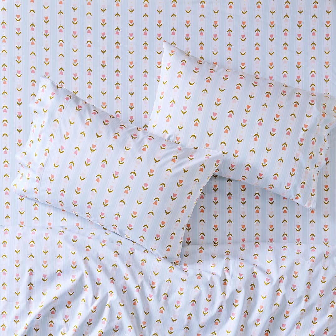 https://s3-ap-southeast-2.amazonaws.com/fusionfactory.commerceconnect.bbnt.production/pim_media/000/211/906/Studio_Collection_BOP_Sheets-Tulip-Stripe_SI.jpg?1774487675