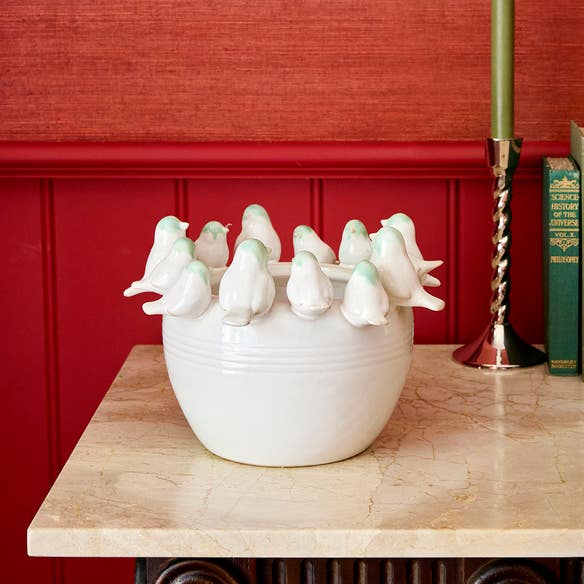 https://s3-ap-southeast-2.amazonaws.com/fusionfactory.commerceconnect.bbnt.production/pim_media/000/210/489/_Birdsong_Ceramic_Vase_SI.jpg?1772503080