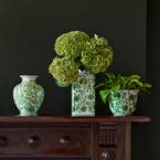 https://s3-ap-southeast-2.amazonaws.com/fusionfactory.commerceconnect.bbnt.production/pim_media/000/191/905/_Chinoiserie_Ginger_Planter__SI.jpg?1743051230