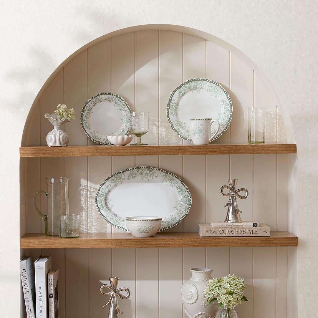 https://s3-ap-southeast-2.amazonaws.com/fusionfactory.commerceconnect.bbnt.production/pim_media/000/201/414/_LS_Web_Evie_Floral_Green_Dining_SI.jpg?1758259609