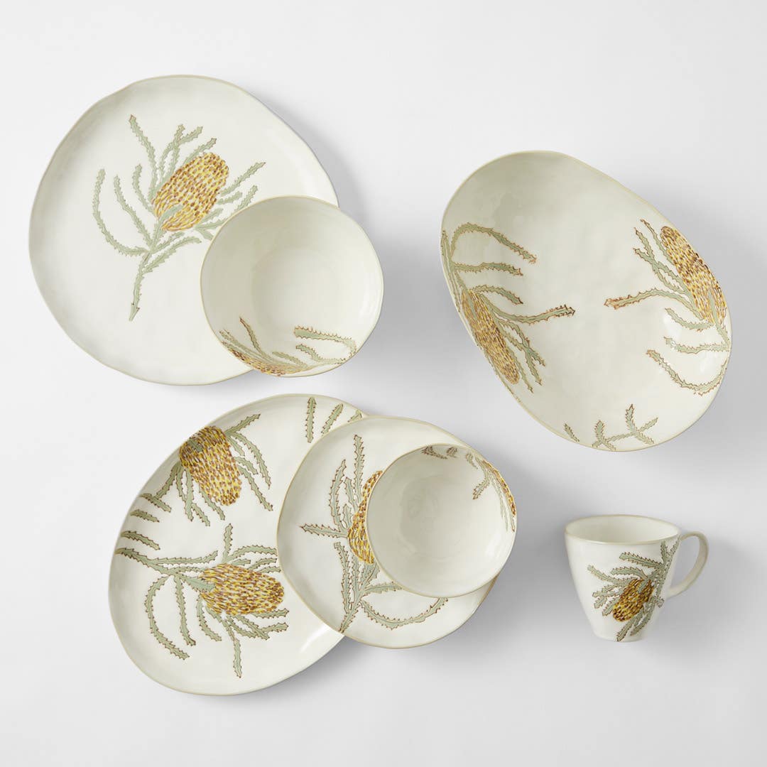 BANKSIA_Banksia Round Serving Plate / Linen