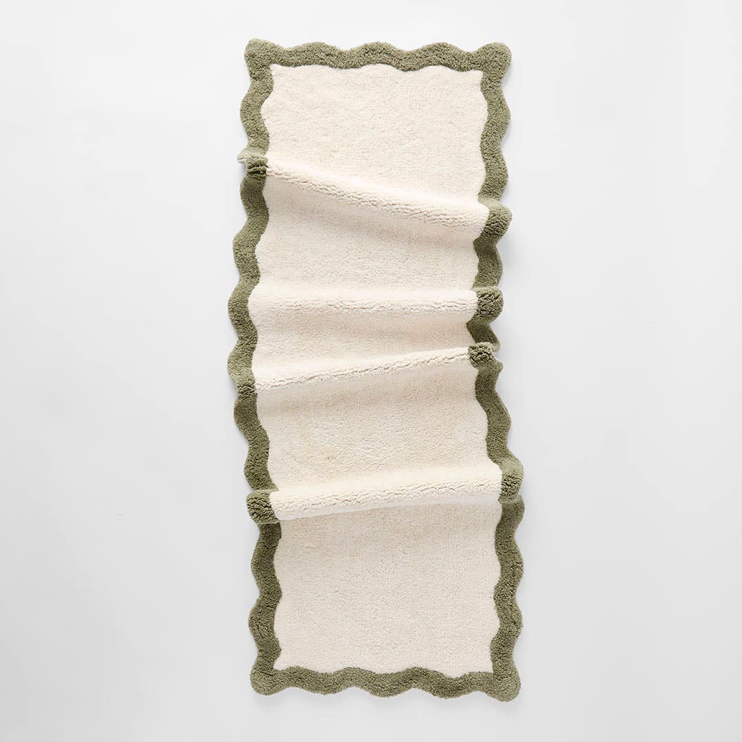Bowie Scalloped Bath Runner - Ivory/Olive Green