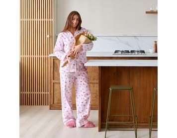 https://s3-ap-southeast-2.amazonaws.com/fusionfactory.commerceconnect.bbnt.production/pim_media/000/210/317/Rosie_Stripe_Flannelette_Pyjamas.jpg?1772063935